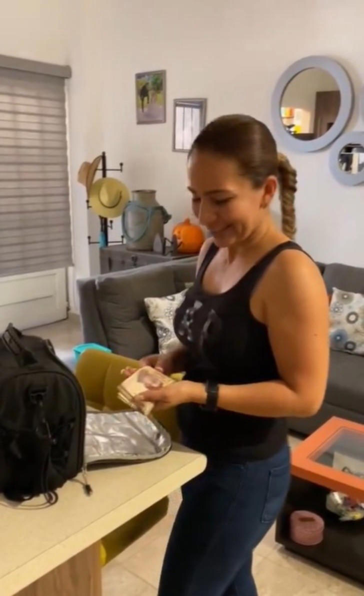 Video Hombre Sorprende A Su Esposa Con Aguinaldo Tras Prepararle Lunch Todo El Año