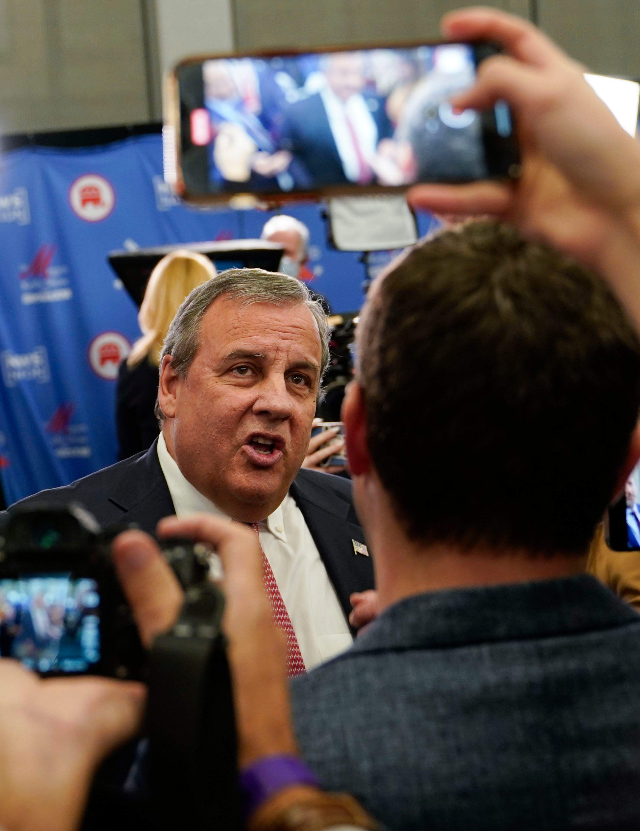 Chris Christie Defends Staying In The 2024 Race Says Donald Trump Will   AA1l7MGi.img