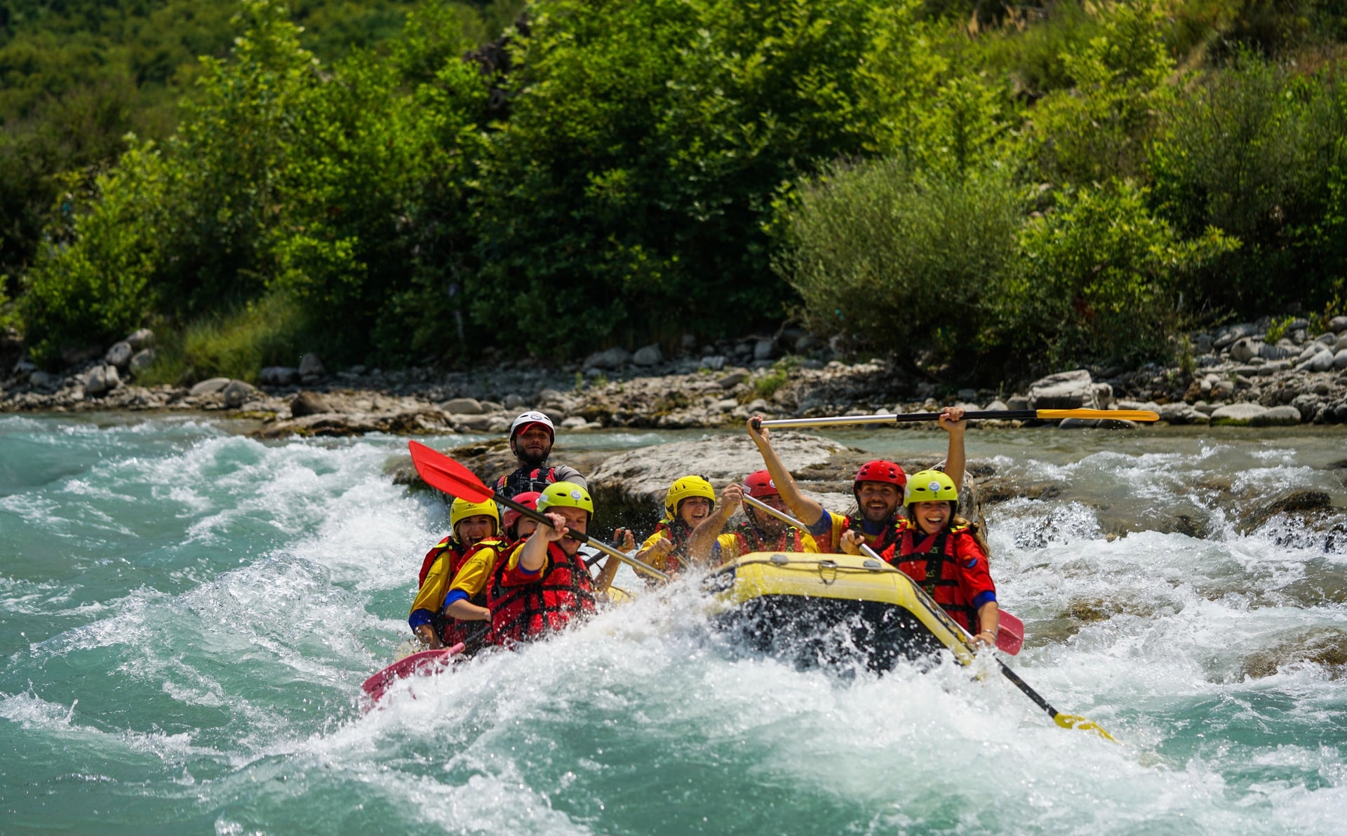 <p>Brotas is the perfect destination for an adventure. Going rafting in the Rio Jacare Pepira is one of the best places in the world to do this activity.</p> <p>Image: Unsplash - Loren Dosti</p>
