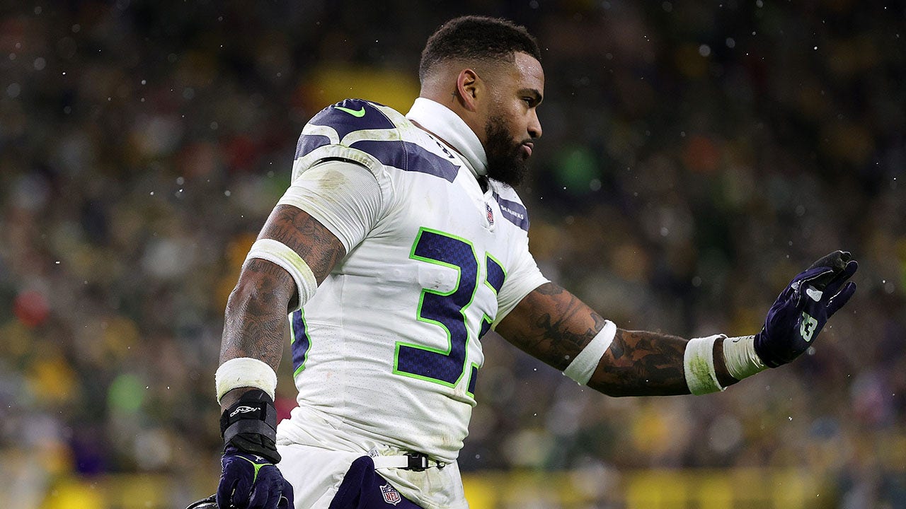 seahawks' jamal adams doubles down on making fun of reporter's wife: 'the ultimate goal was to get at him'