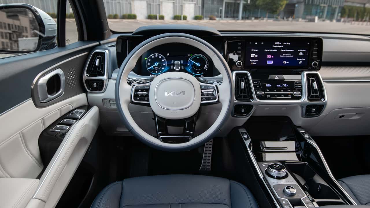 android, the 2023 kia sorento phev has it all, even if it's not exciting