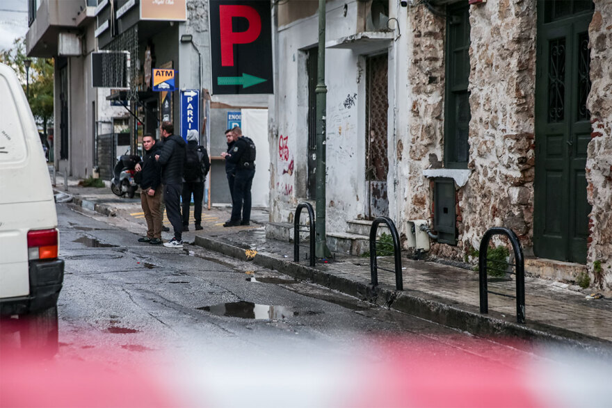πυροβολισμοί στο γκάζι: γόνοι γνωστών οικογενειών της κρήτης οι τρεις τραυματίες - γυρνούσαν από ταξίδι μπάτσελορ