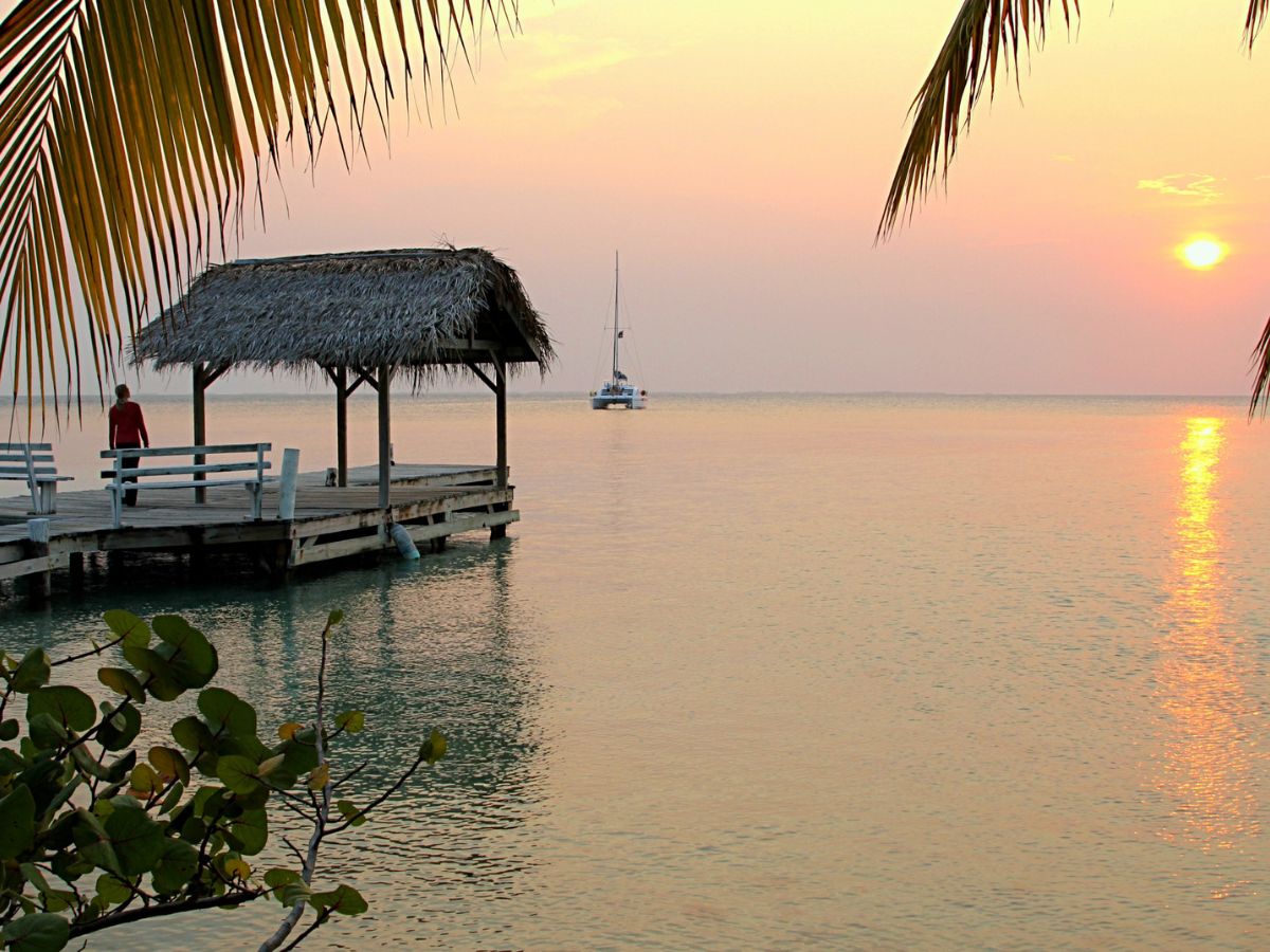 <p>Belize is known for its spectacular Cayes, including Caye Caulker, Ambergris Caye, Goff’s Caye, and Rendezvous Caye. </p>