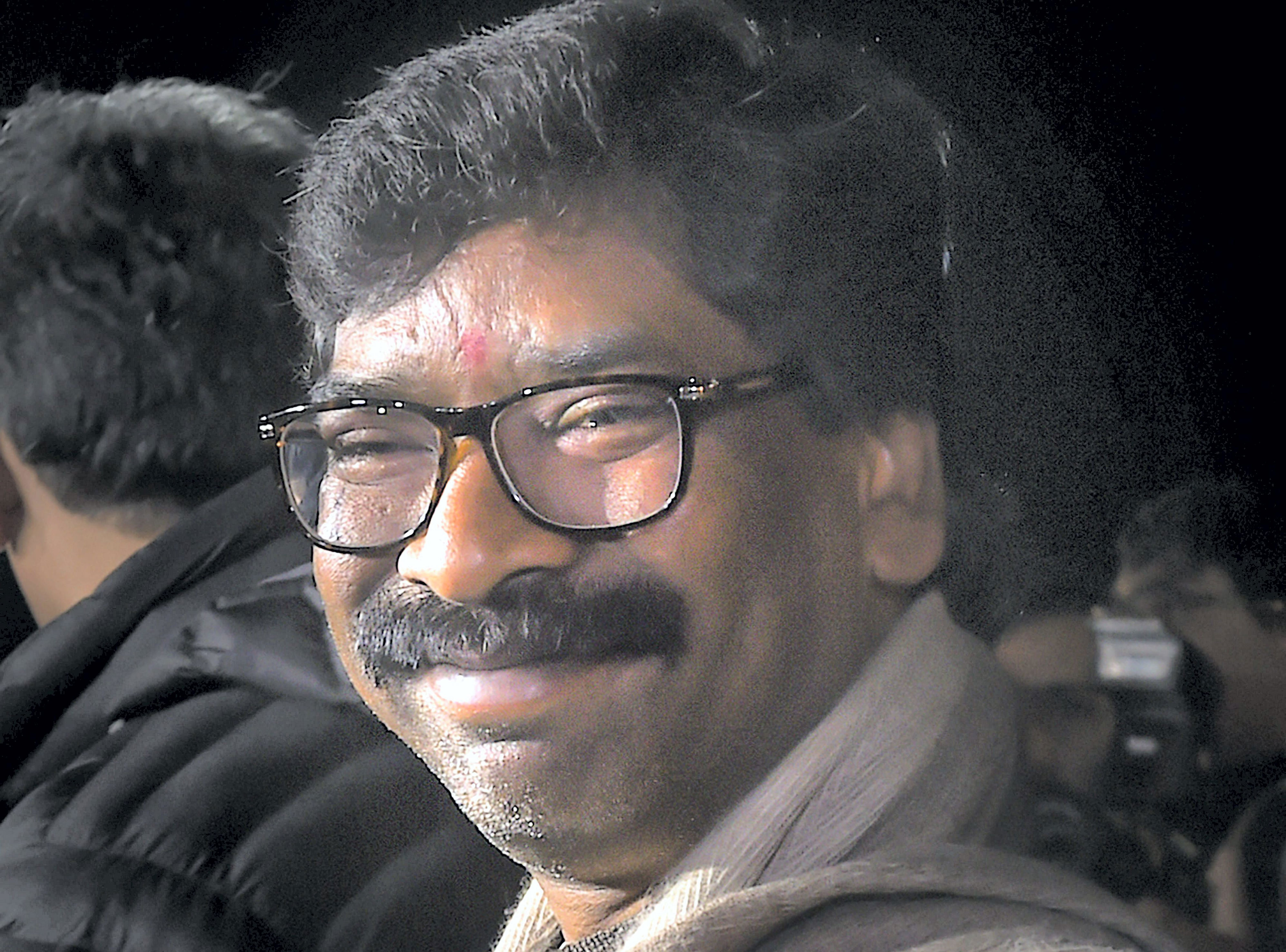 hemant soren moves sc against rejection of his bail plea by jharkhand hc