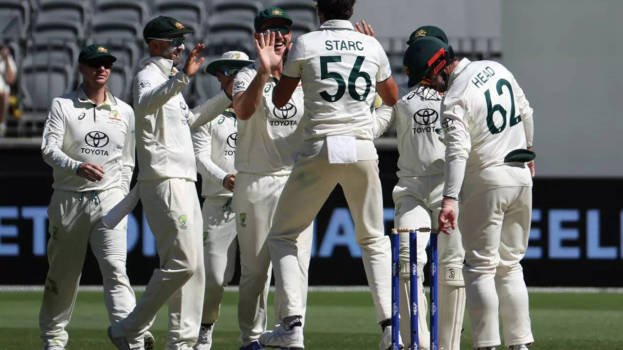 Australia Dismiss Pakistan For 89 Runs To Win 1st Test By 360 Runs