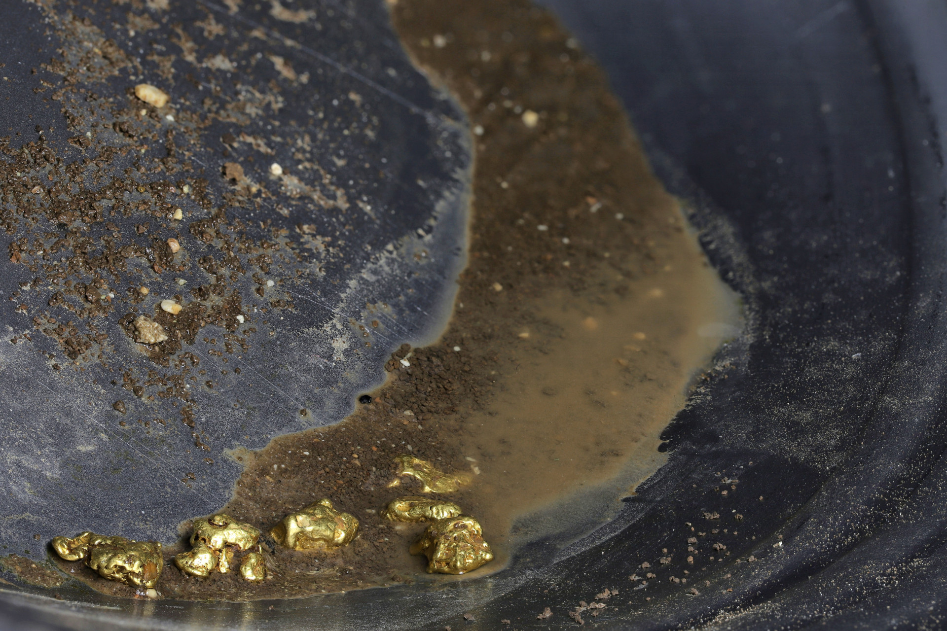 Surprising ways gold is used