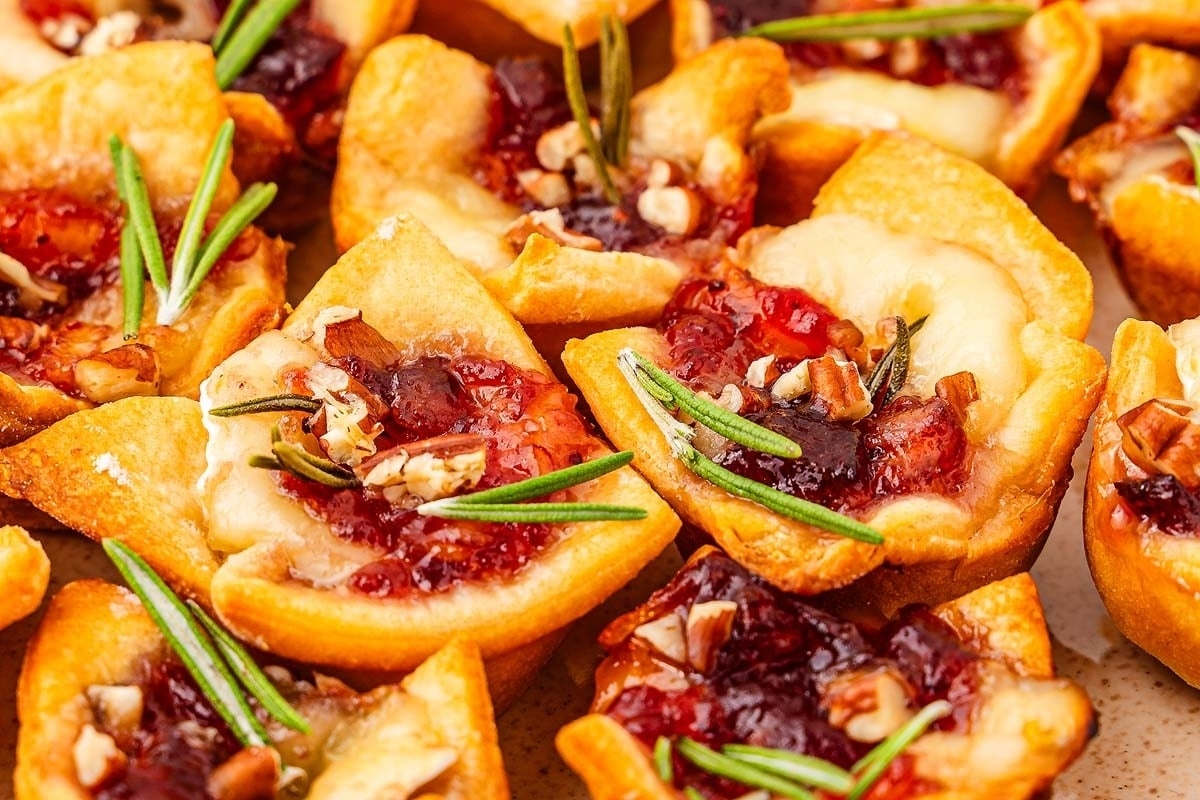 These 25 Irresistible Party Appetizers are Perfect for New Year's Eve