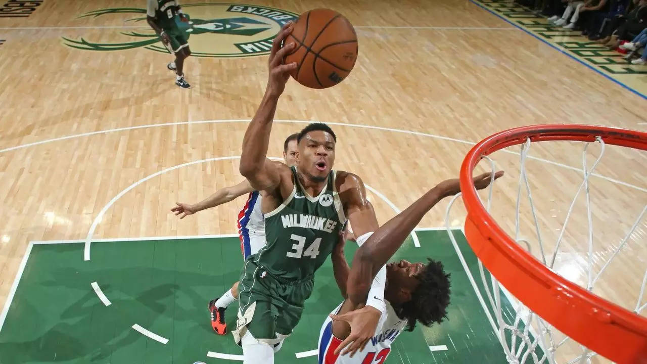 Giannis Antetokounmpo Returns As Milwaukee Bucks Crush Detroit Pistons ...