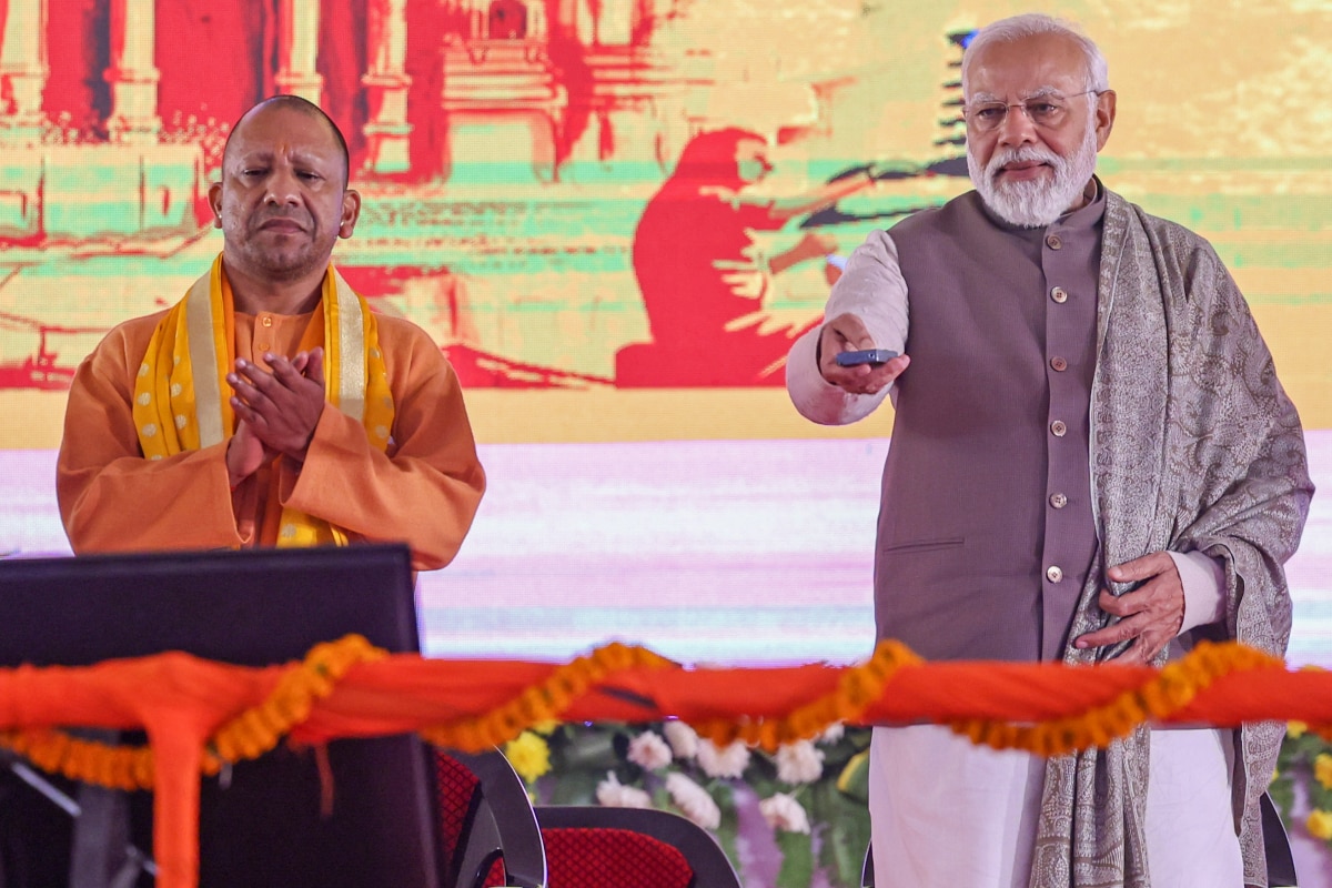 PM Modi Inaugurates Kashi Tamil Sangamam 2023, Flags Off Kanyakumari ...