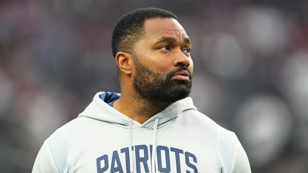 Breer: Jerod Mayo Doing ‘a Lot' Of Work With Patriots' Offense