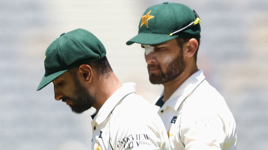Pakistan blame the execution but stick by their plans after defeat to ...