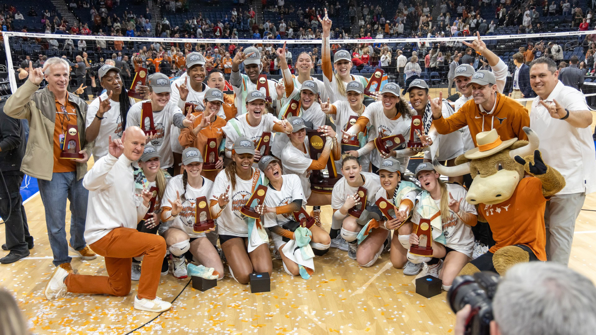 Who won the NCAA volleyball championship in 2023? Texas goes backto