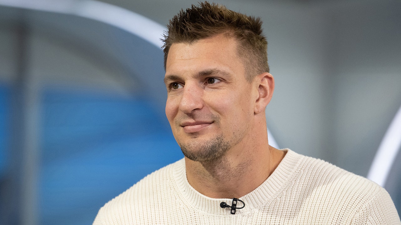 NFL Legend Rob Gronkowski Gets Second Chance At Making Super Bowl Field ...