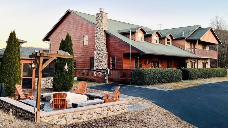 The Best Hotels To Stay At When Visiting The Great Smoky Mountains ...