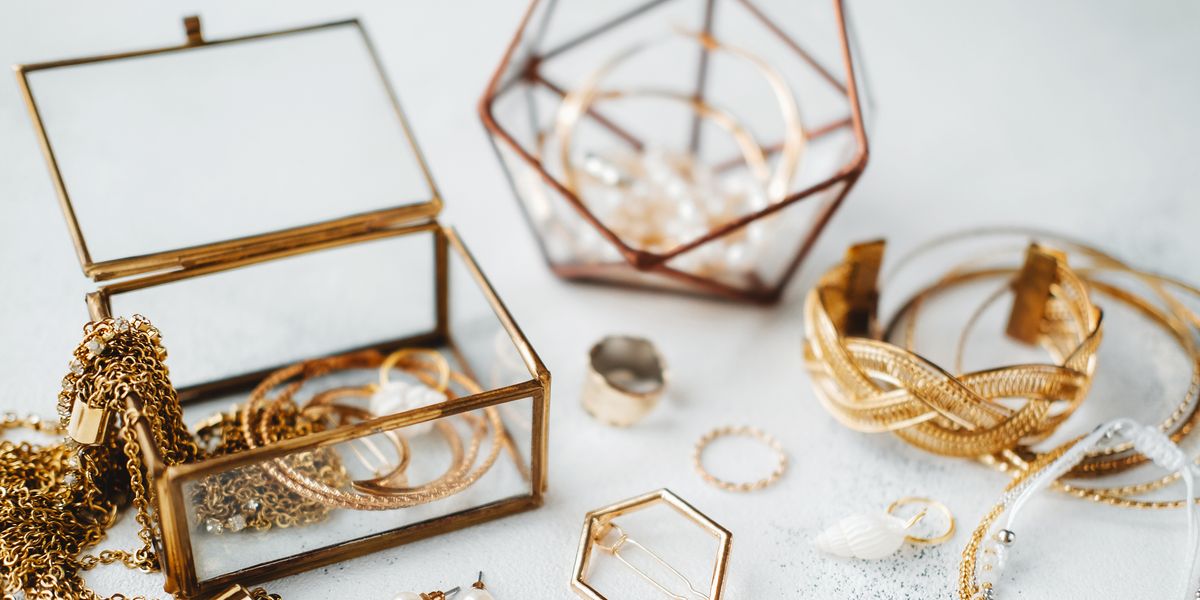 Our Editors Can't Get Enough of These Online Jewelry Brands