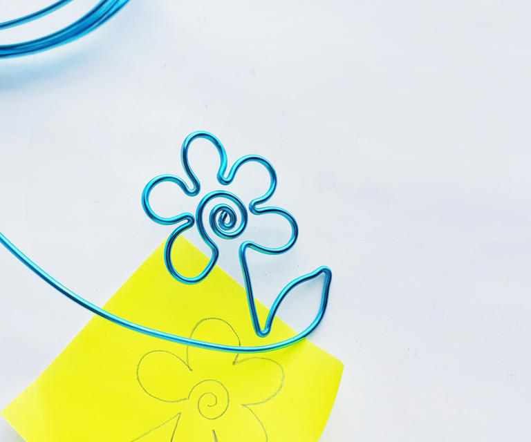 Flower Bookmarks An Easy Aluminum Wire Craft