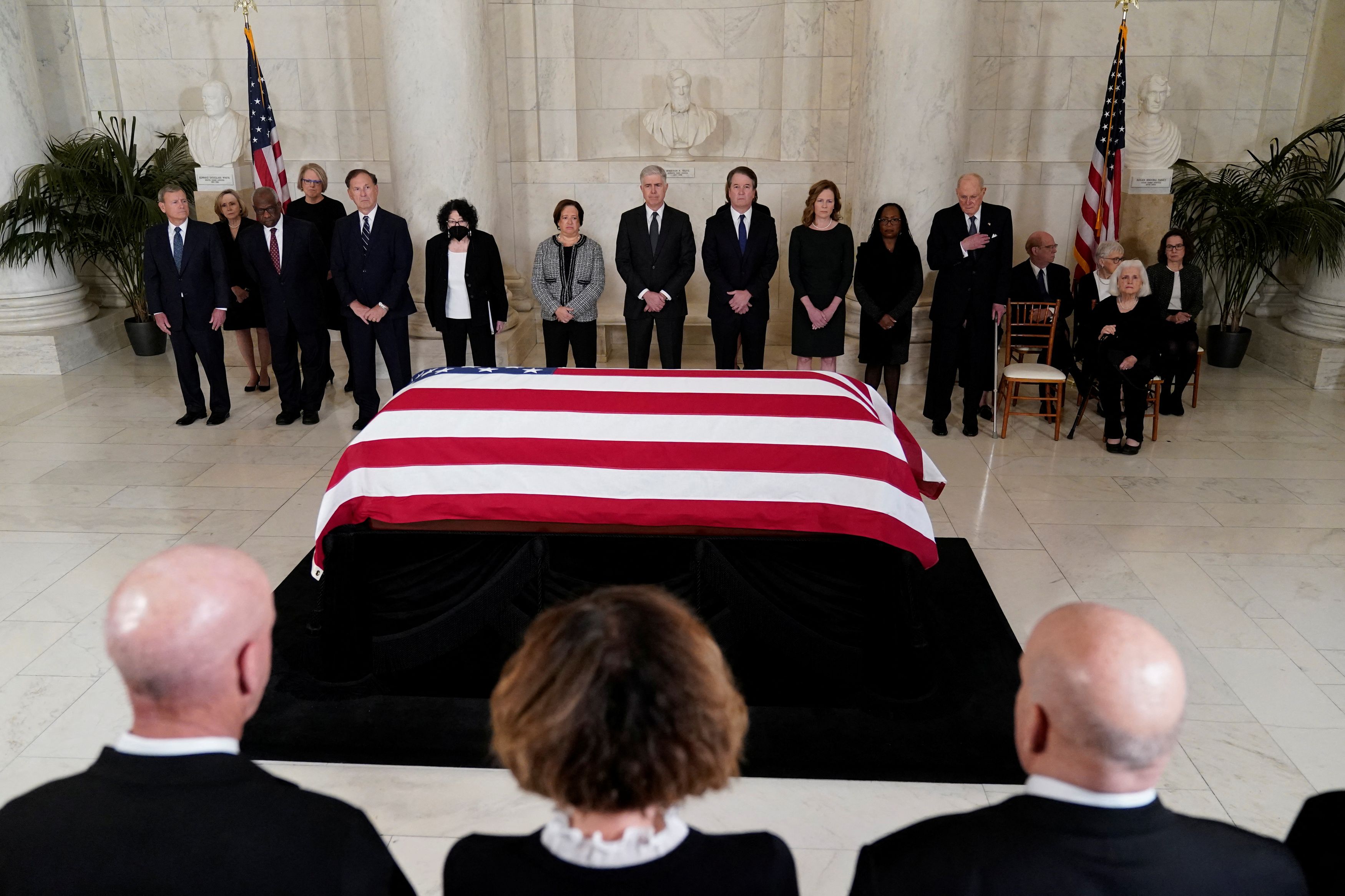 photos: the late sandra day o’connor, the first woman to serve as a u.s. supreme court justice, lies in repose at the supreme court.