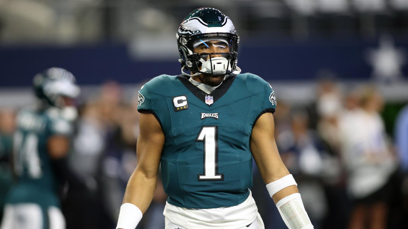 nfl fines eagles qb jalen hurts more than $16k for horse-collar tackle vs. giants on christmas day