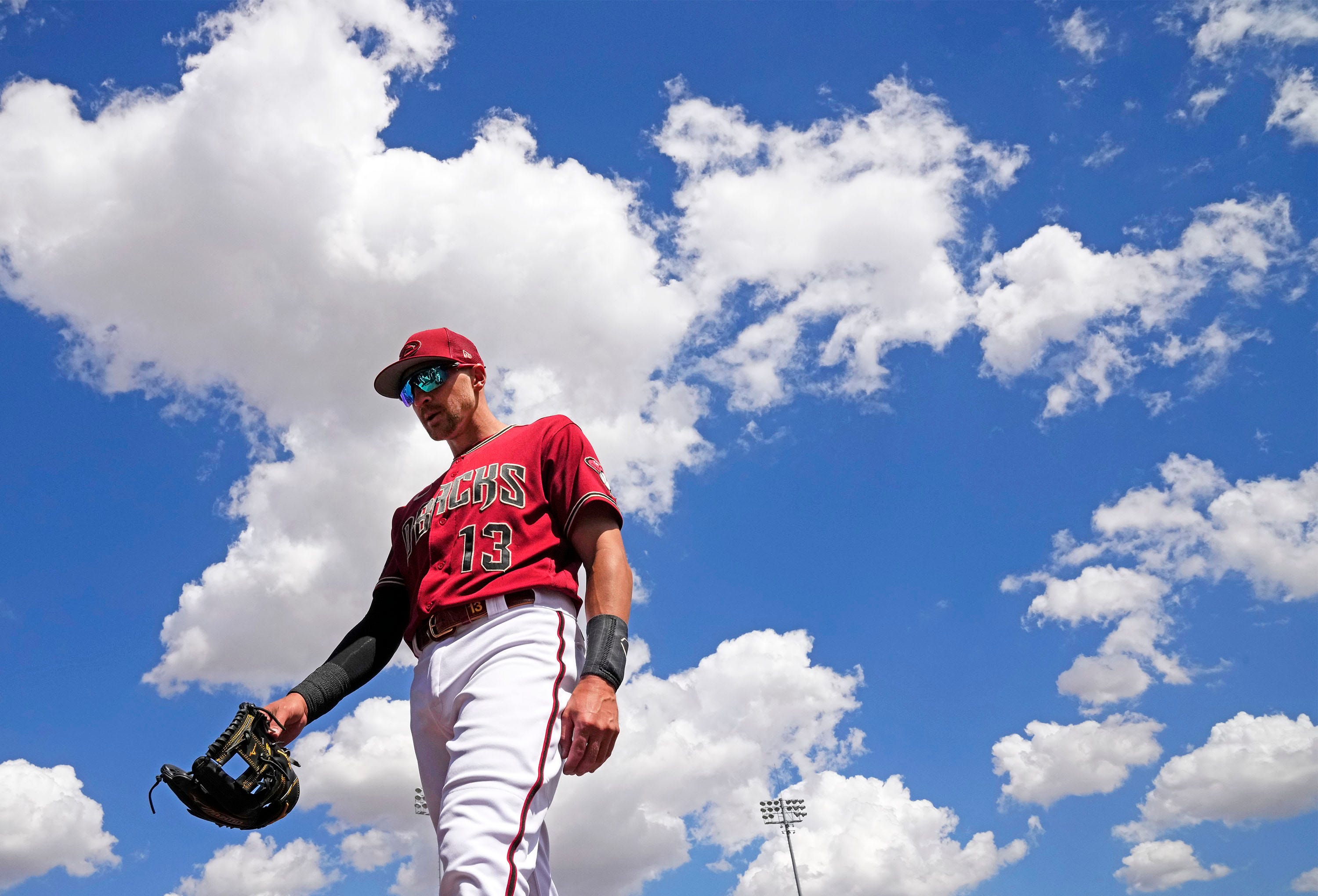 Former Two-time Arizona Diamondbacks Gold Glover Inks Minor League Deal ...