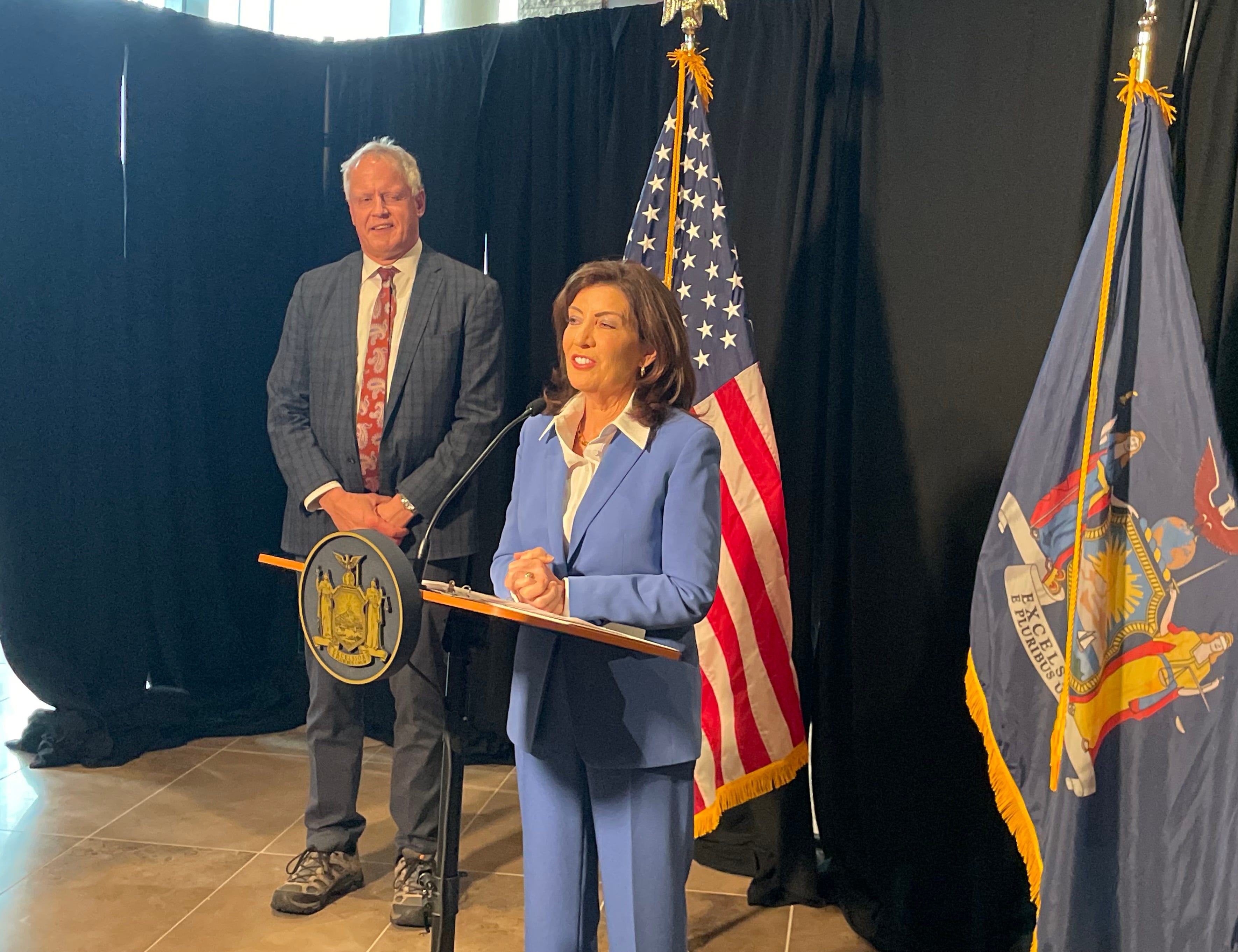 Gov. Hochul Responds To Opposition Of $1 Billion Kensington Expressway ...