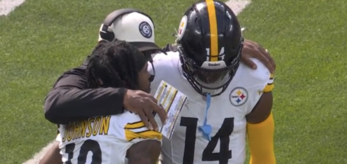 Steelers’ Mike Tomlin Defends His WRs Inexcusable Behavior