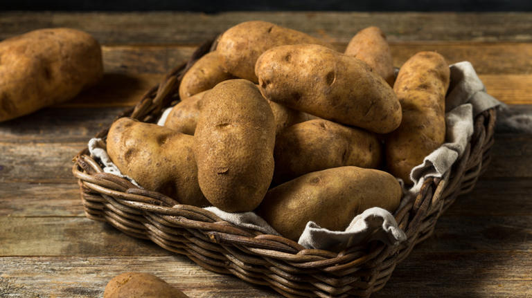 Yukon Gold Potatoes Vs Russet: A Difference In Flavor And Texture