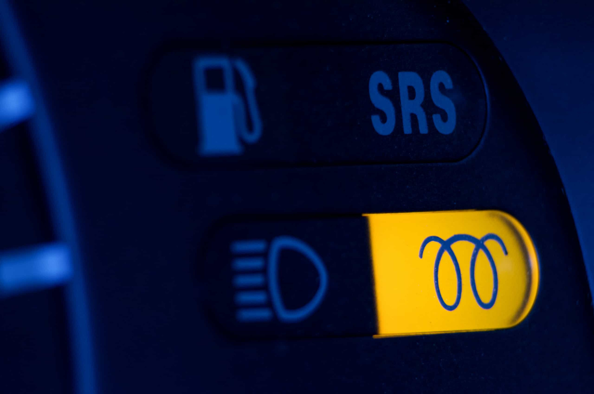 What the warning lights on your car's dashboard mean