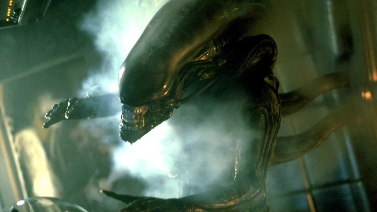 new 'alien: romulus' fan trailer reveals a monstrous multi-limbed xenomorph