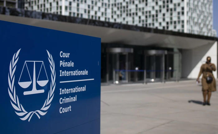 corte penal internacional emite órdenes de arresto contra el jefe del estado mayor ruso y el exministro de defensa