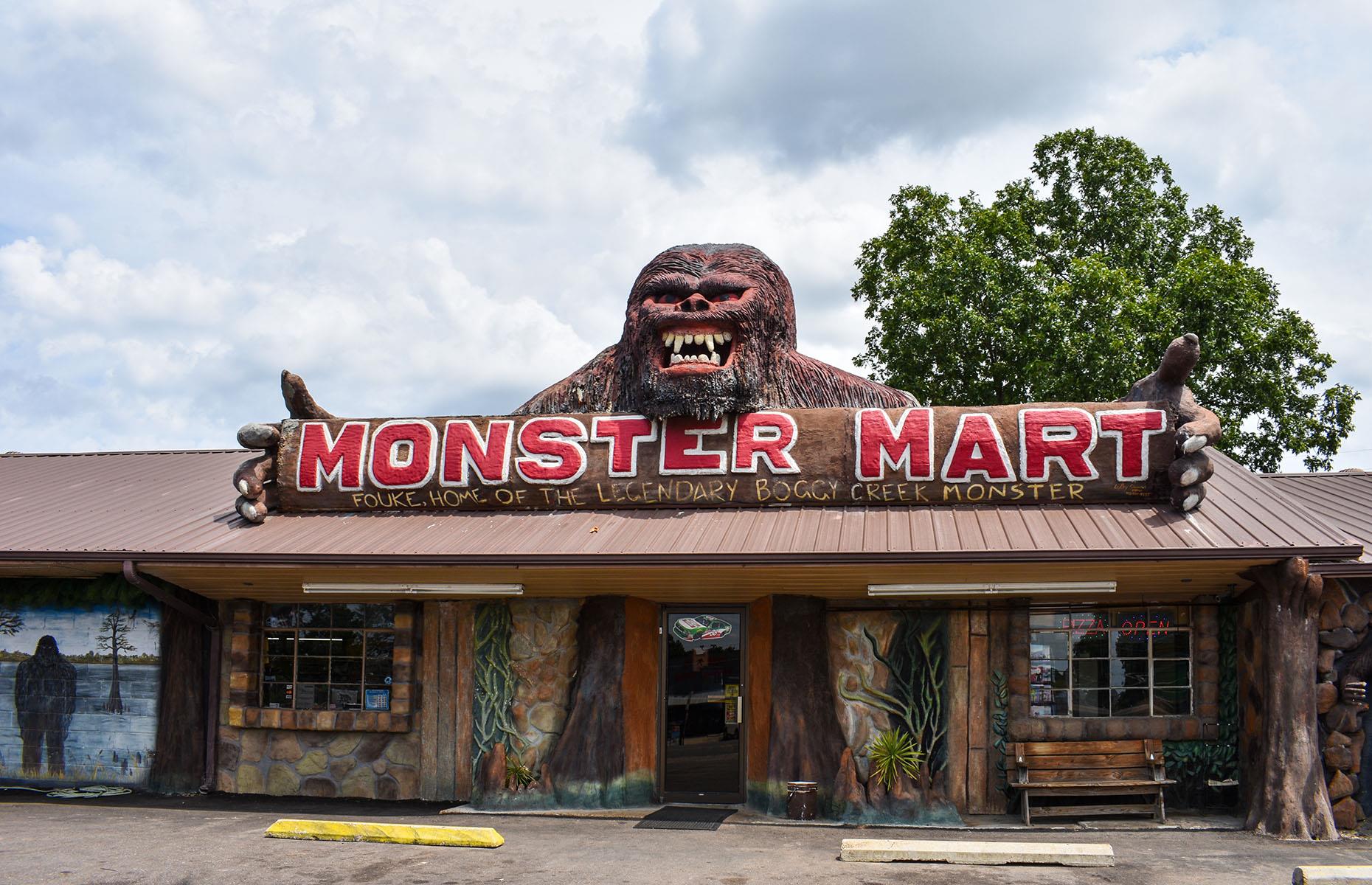 The Most Unusual Attraction In Every US State Revealed