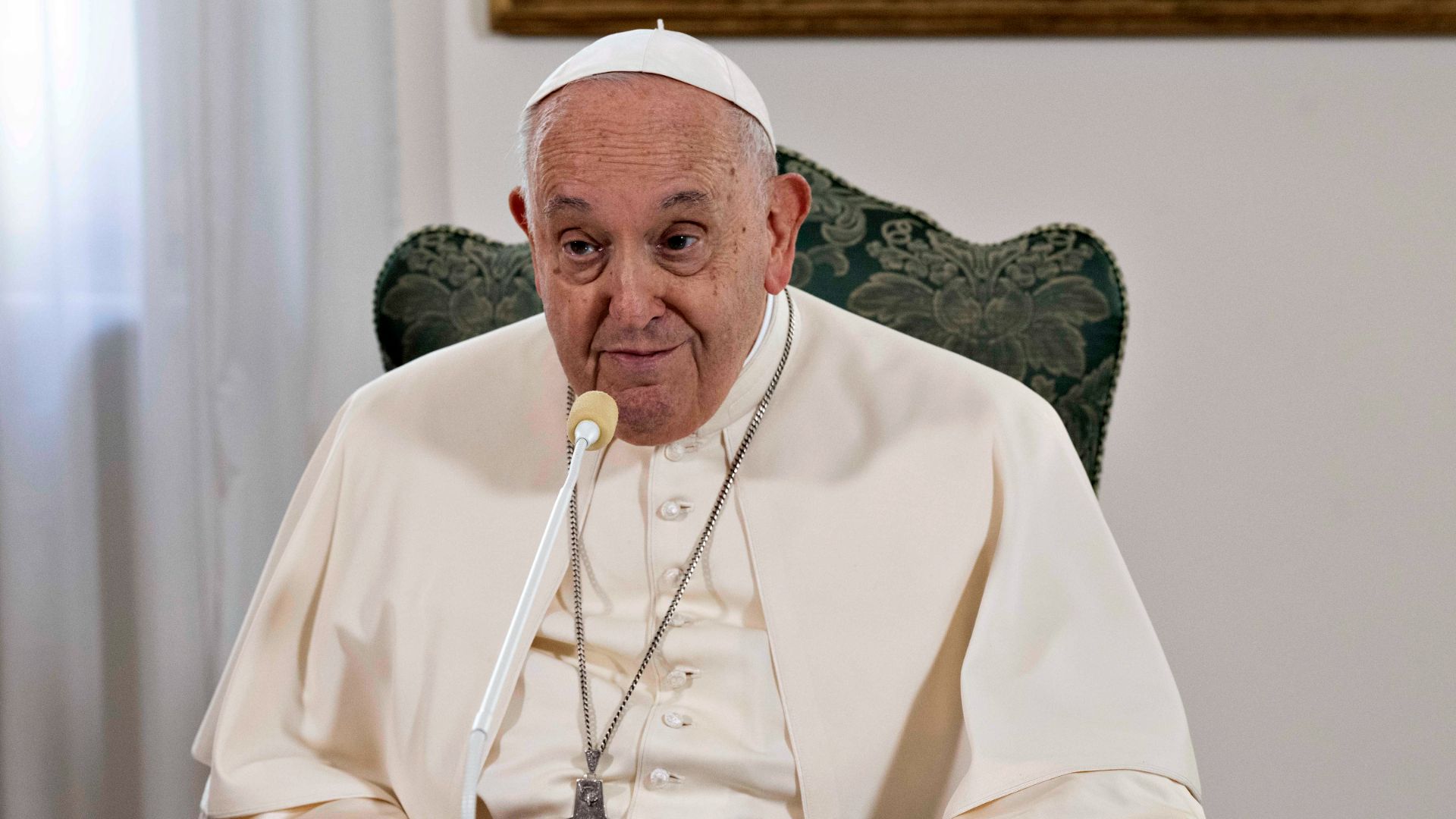 Pope Francis Authorizes The Blessing Of Same Sex Couples In A Shocking Decision 