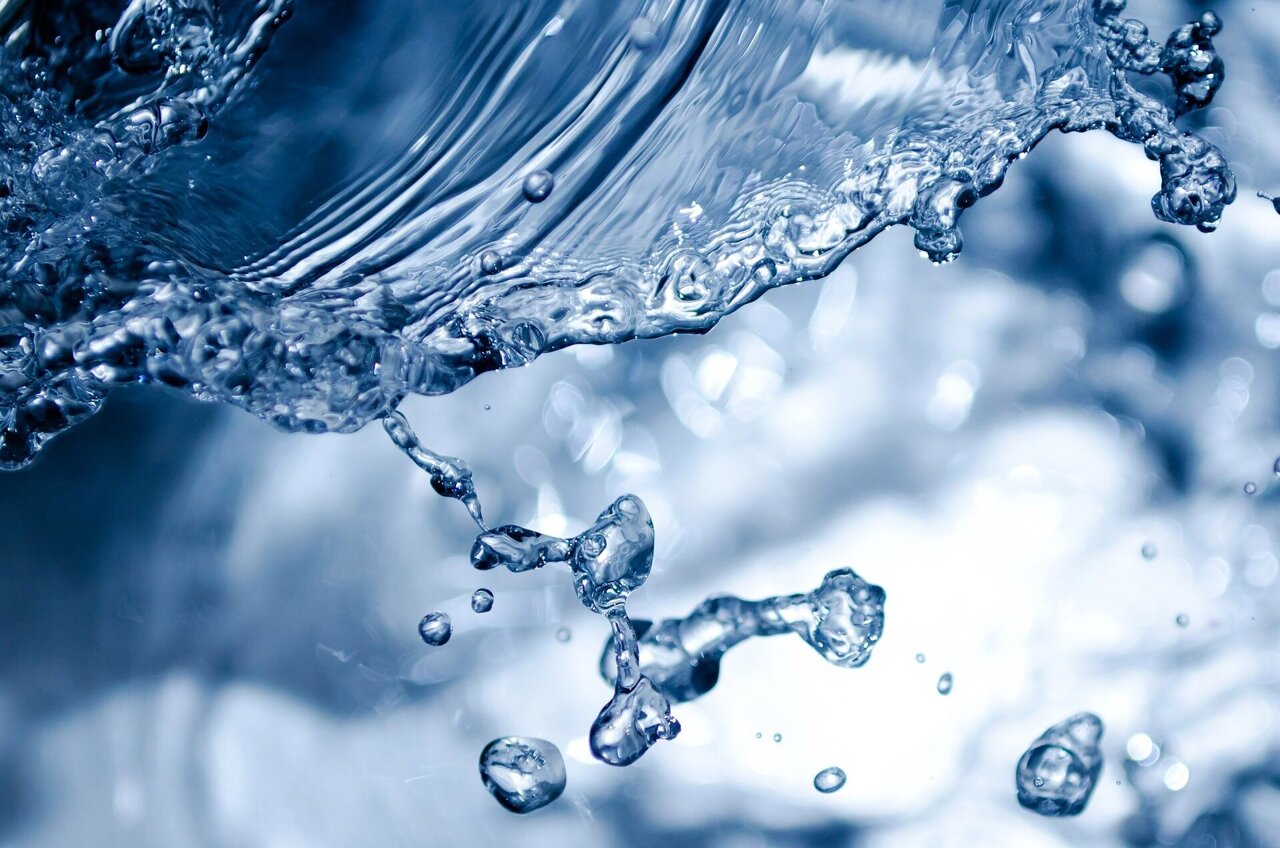 Light-activated crystals break down DNA-like molecules in water ...