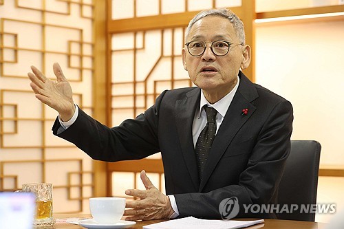[재산공개] 유인촌 문체부 장관, 압구정 아파트 등 169억원