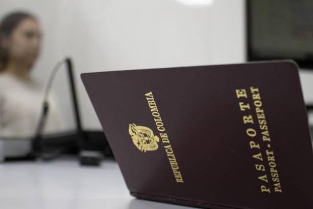 pasaporte colombiano: si cumple con este requisito le hacen un descuento en el trámite