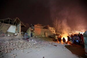 strong quake in northwestern china kills at least 131 people