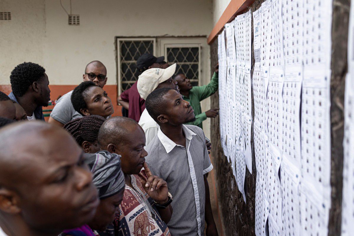 DR Congo General Election Commences Amidst Conflict   AA1lM2Wc.img