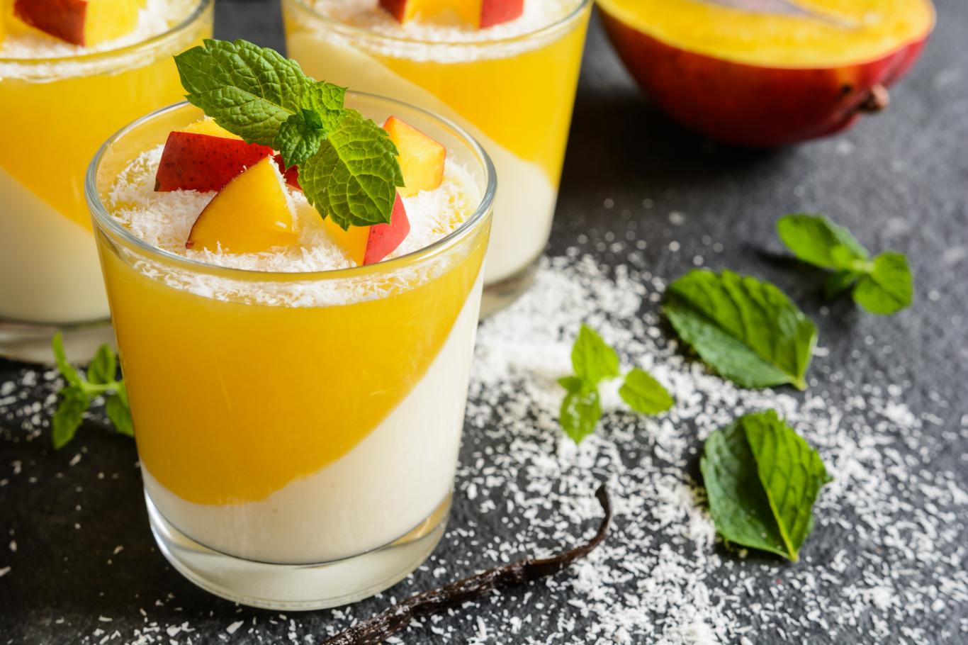 Repas de Noël : Mercotte partage sa recette de panna cotta à la mangue, un dessert tout en 