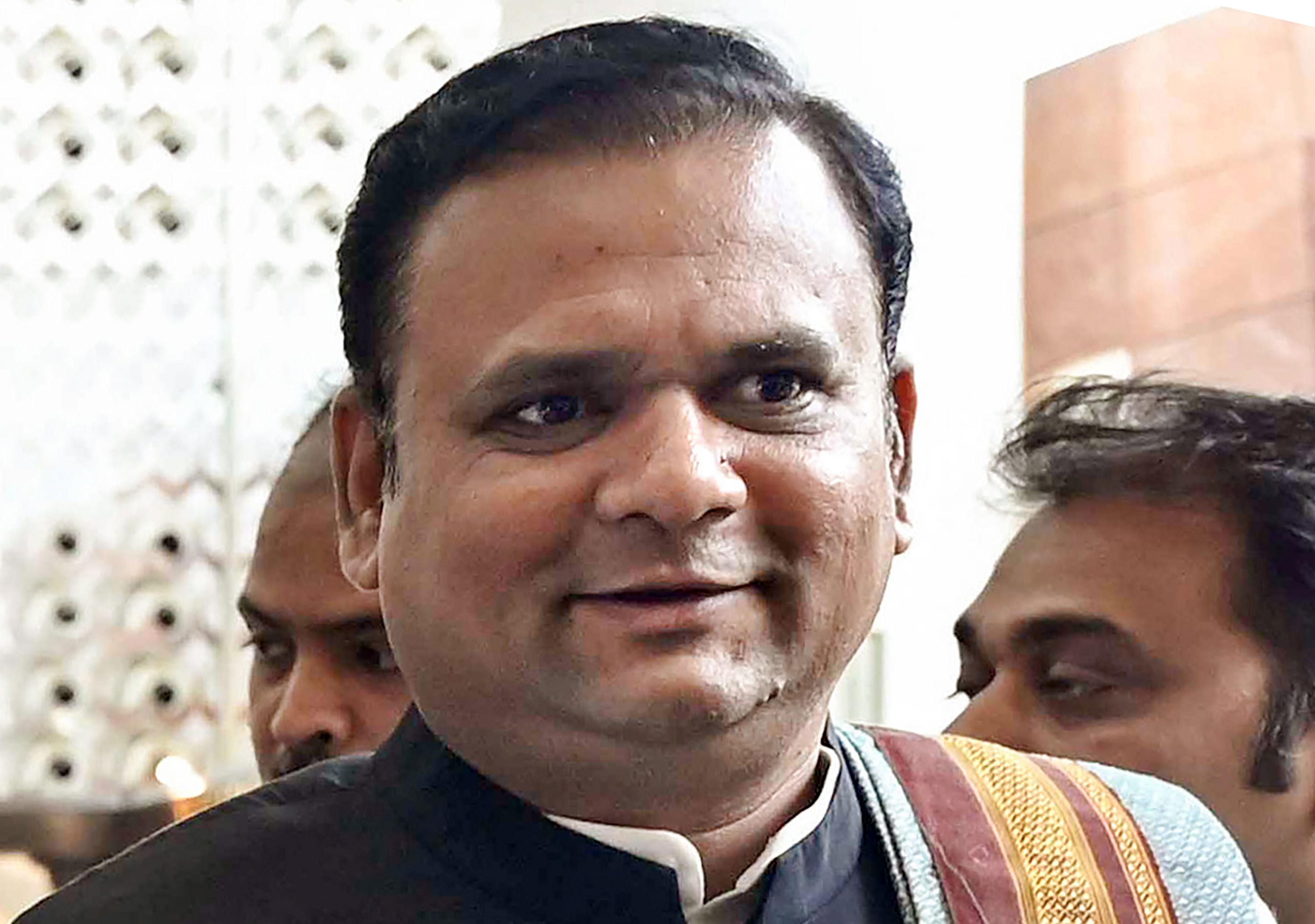 Uddhav Speaker Spar As Maharashtra Awaits Sena Vs Sena Case Verdict