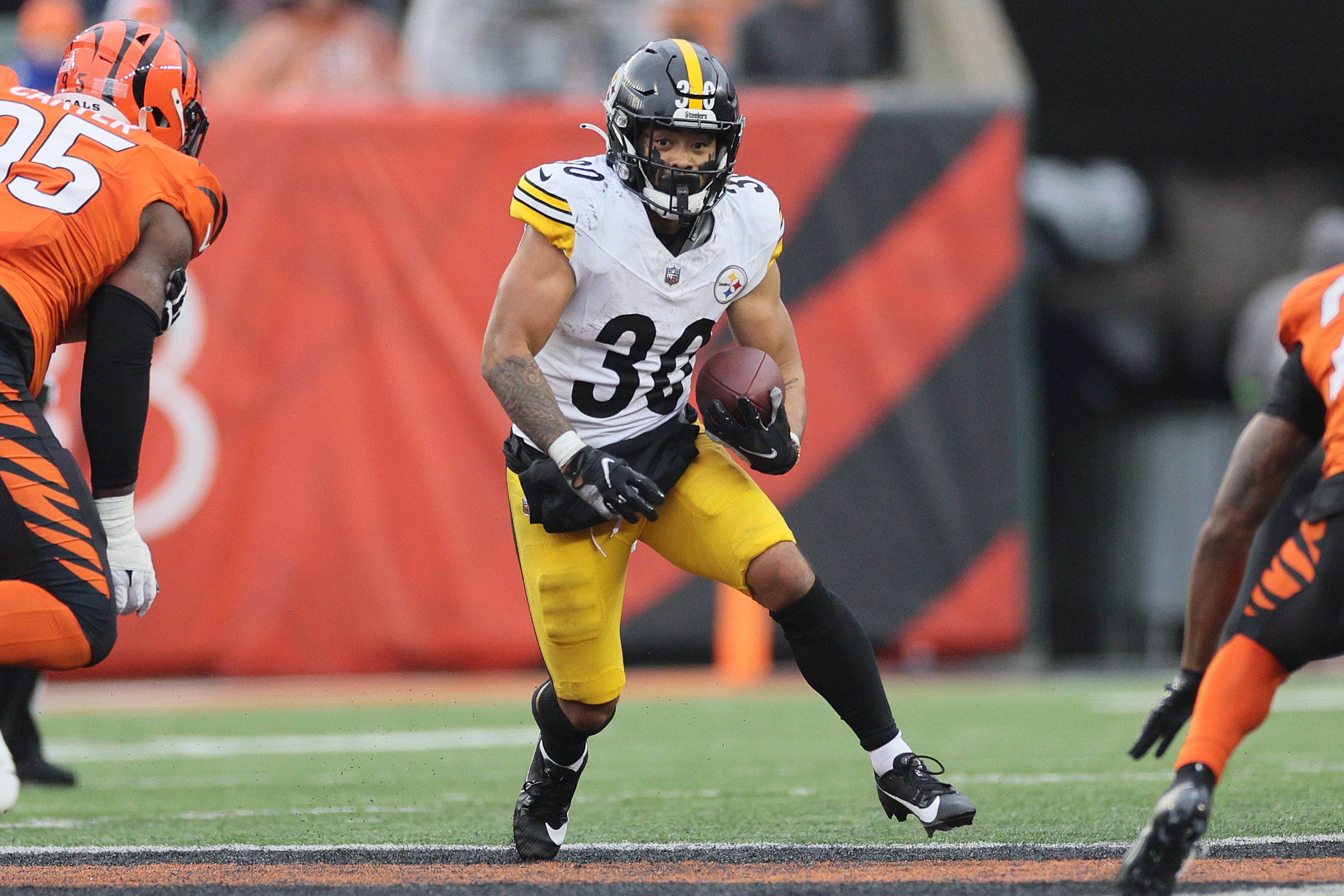 Steelers RB Jaylen Warren Offers Sobering Commentary On George Pickens