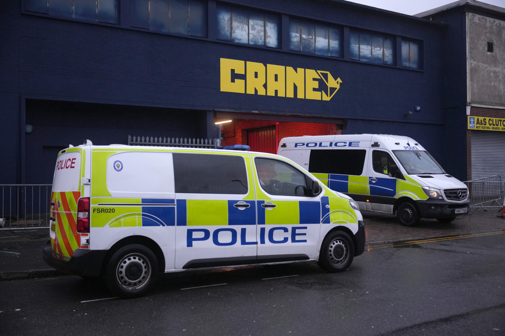 MNMdj Sander Gillis verwittigt zijn ‘huisgenoten’