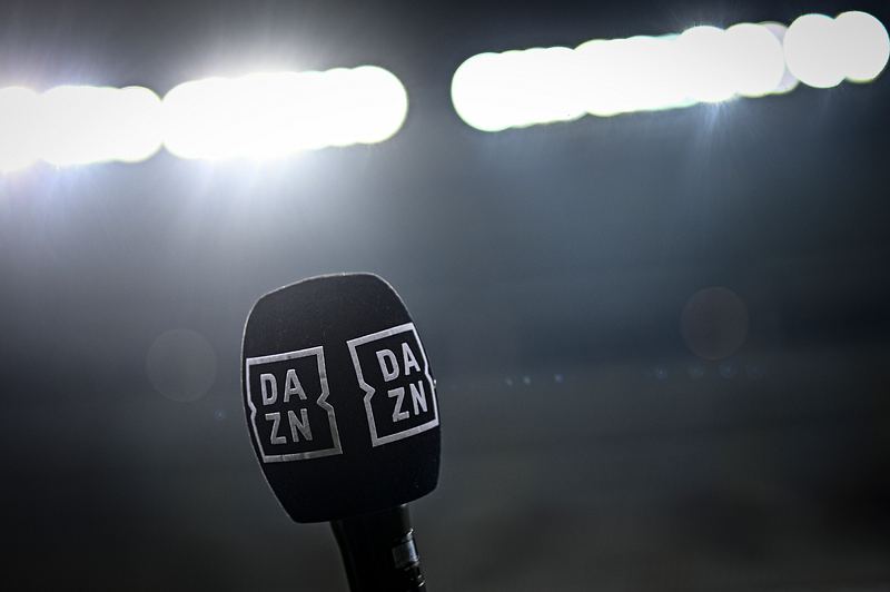 Dieser Neue Free-TV-Sender Zeigt Tatsächlich Live-Fußball Von DAZN Ohne ...