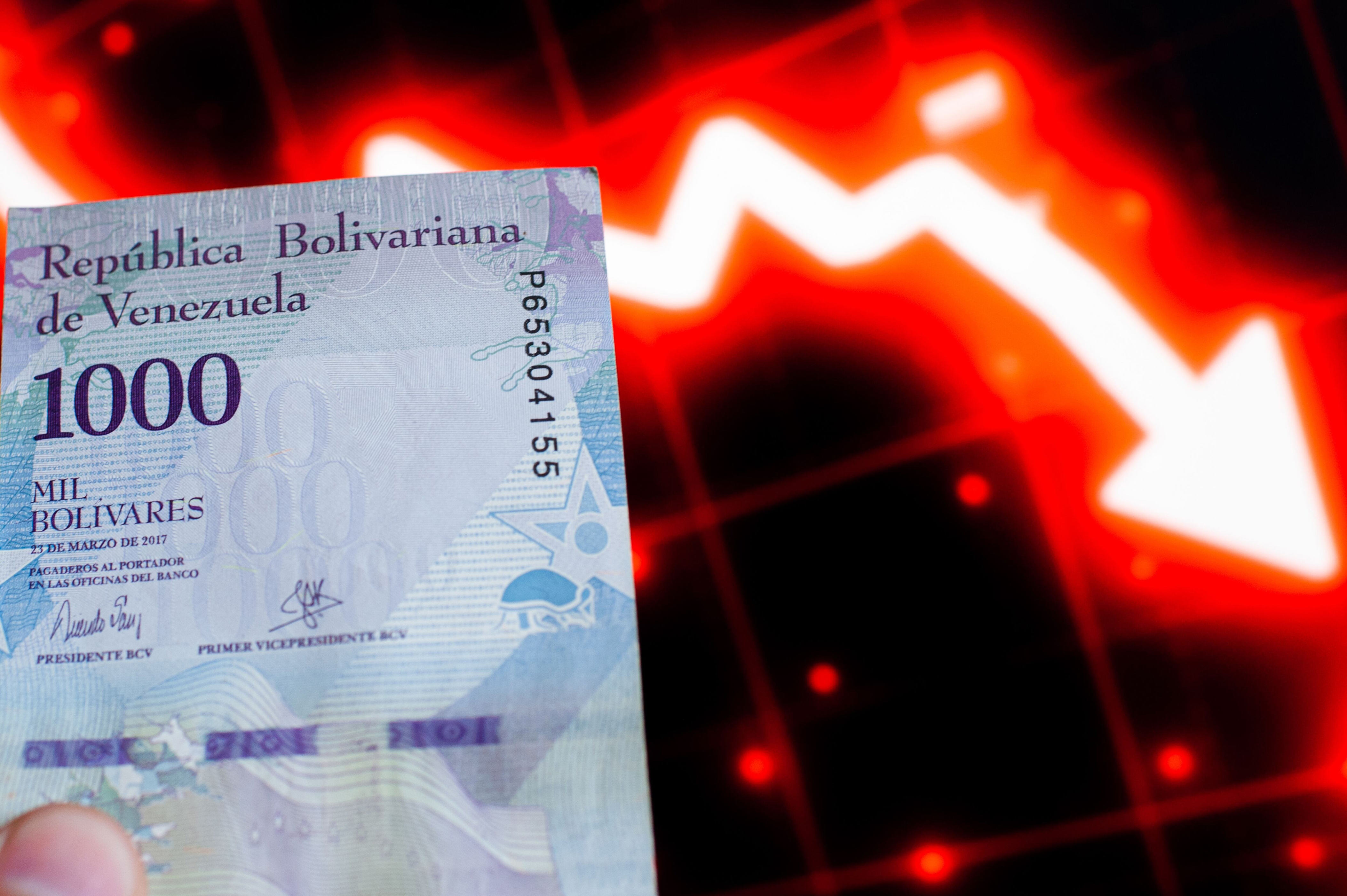 ¿a cuánto equivalen 10.000 bolívares en pesos colombianos hoy, miércoles 8 de mayo?