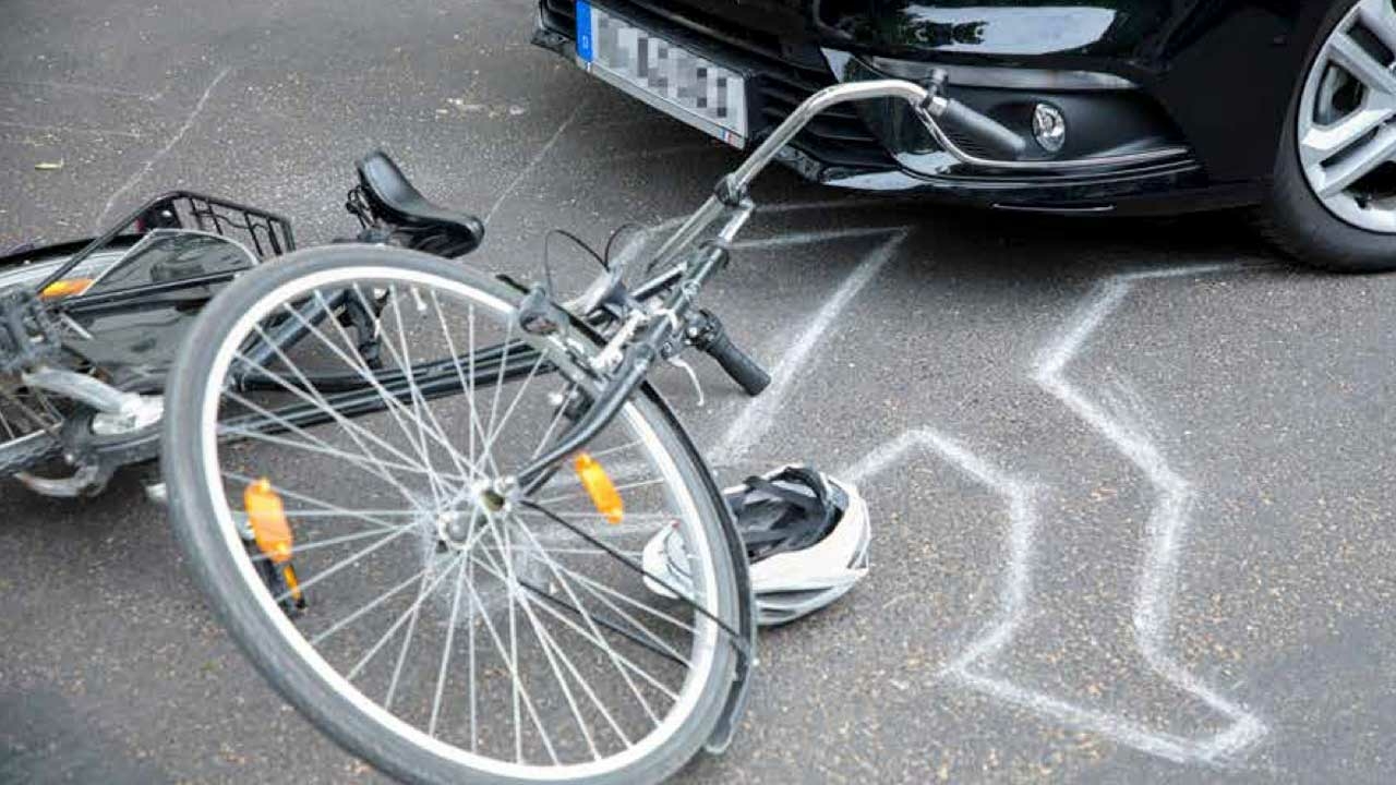 bundesregierung lehnt helmpflicht für radfahrer ab