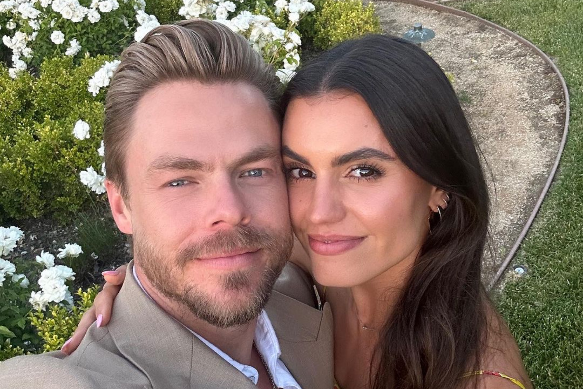 Derek Hough Reacts To Wife Hayley Erbert S 2023 Highlight Video   AA1lRF7T.img