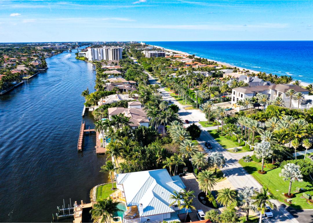 <p>Population: 4,244</p>  <p>Highland Beach, located in Palm Beach County, is an ideal location for retirees with its laid-back, relaxing beaches and scenic views. Highland Beach is situated between the more popular cities of Delray Beach and Boca Raton. The Palm Beach area has a huge golfing scene for those who are interested in the sport.</p>