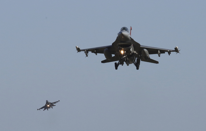 nasazení letounů f-16 na ukrajině nezmění situaci na bojišti, řekl putin