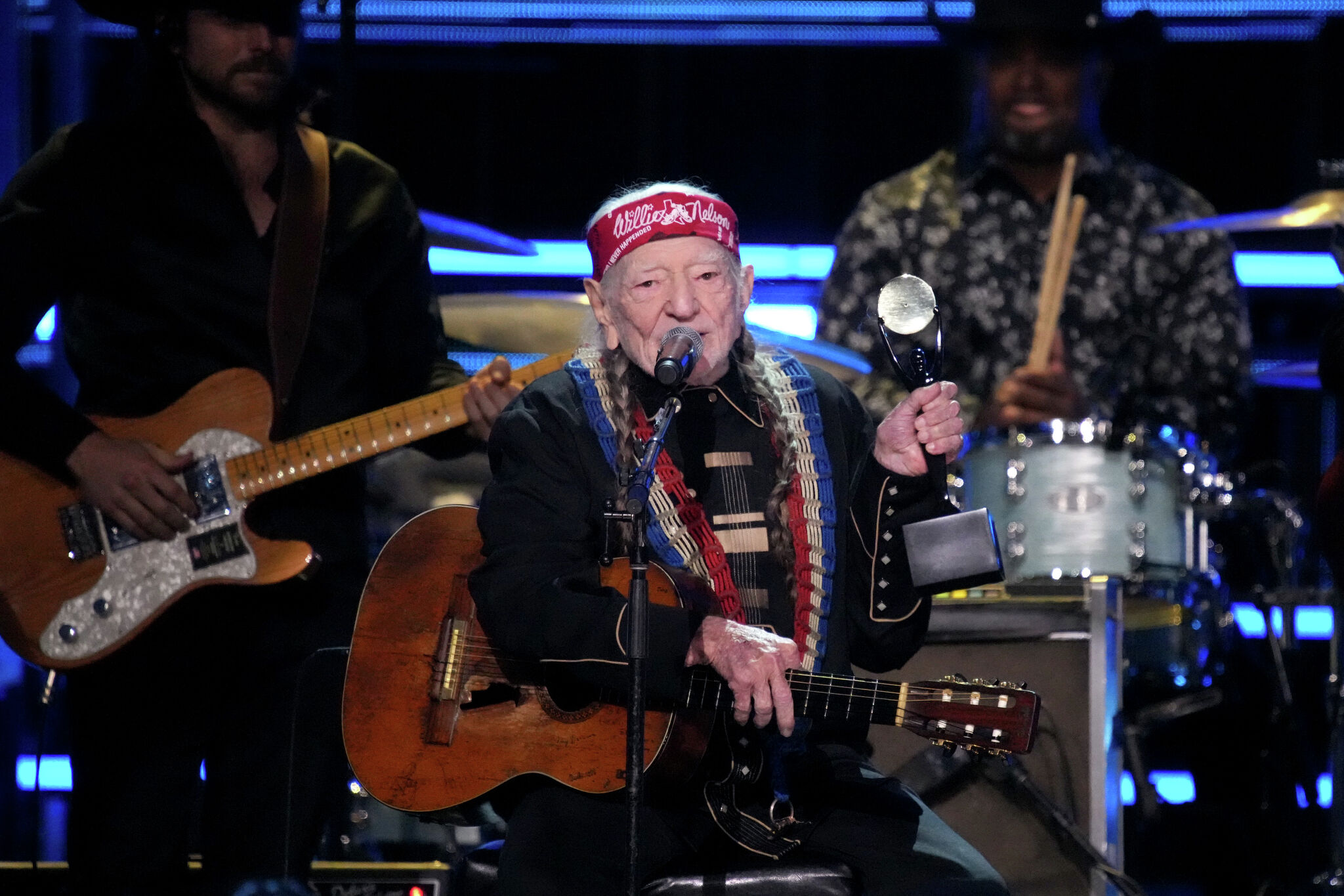 Willie Nelson, Miranda Lambert Headline Whitewater Amphitheater In 2024