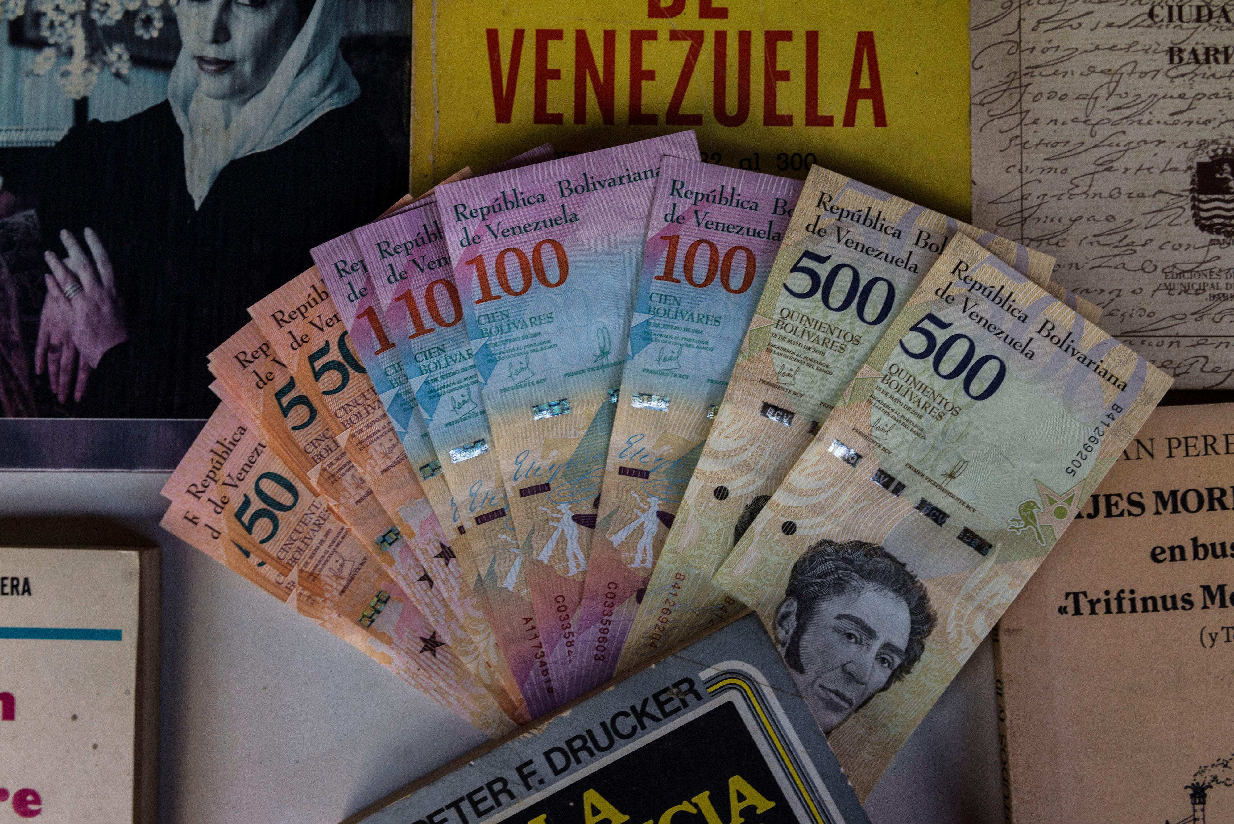 ¿a cuánto equivalen 5.000 bolívares en pesos colombianos hoy, 16 de abril?