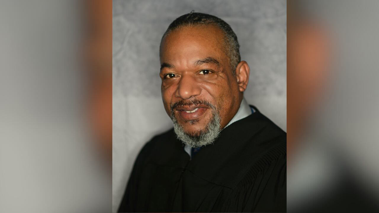 Alachua County judge retires leaving vacancy on court