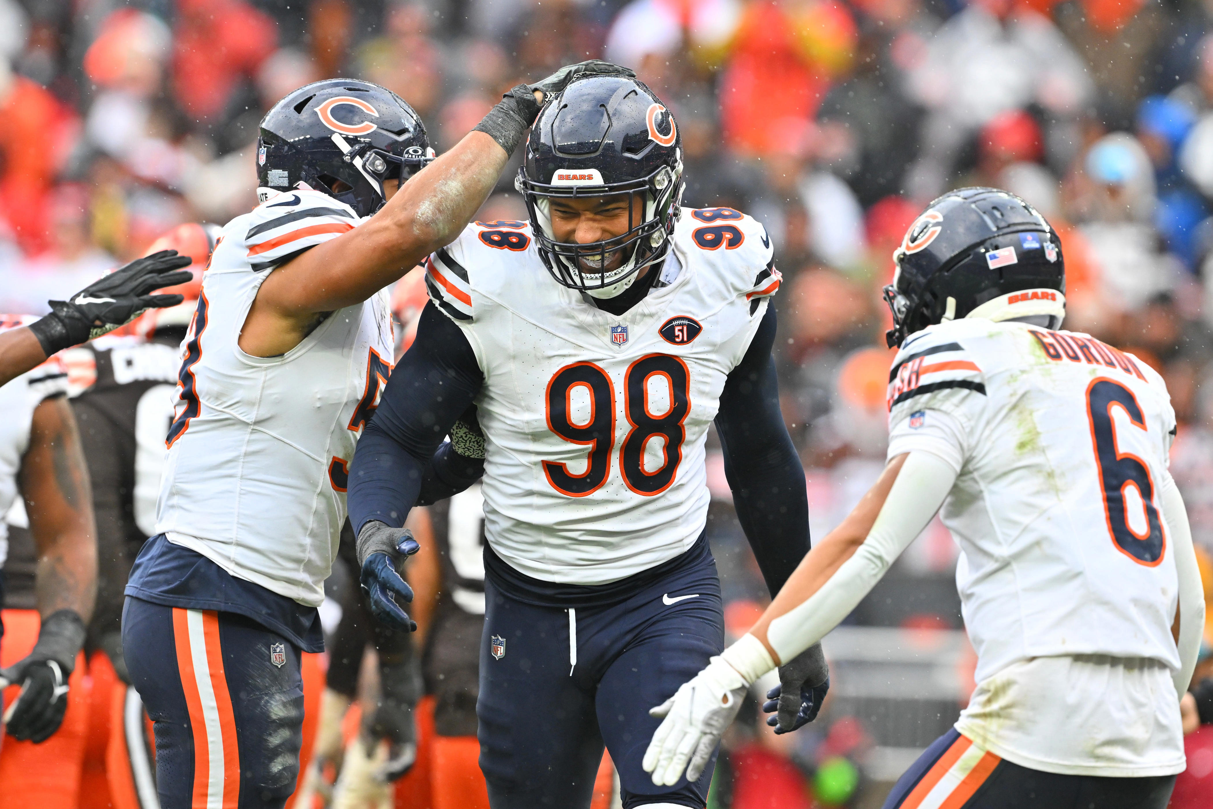 Bears DE Montez Sweat, CB Jaylon Johnson Named To 2024 Pro Bowl